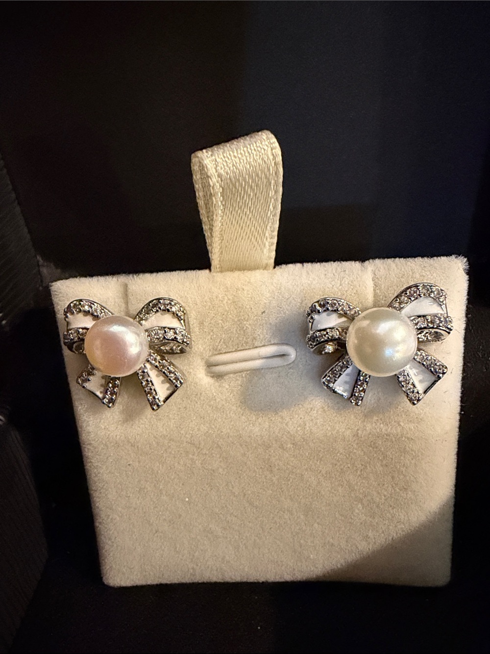 Pearl Bow Crystal Stud Earrings - White Pearls